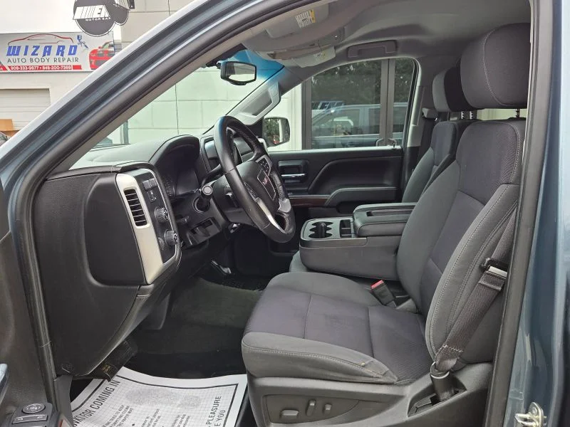 Used 2014 Blue GMC SLE Pickup 4D 6 1/2 ft image 18