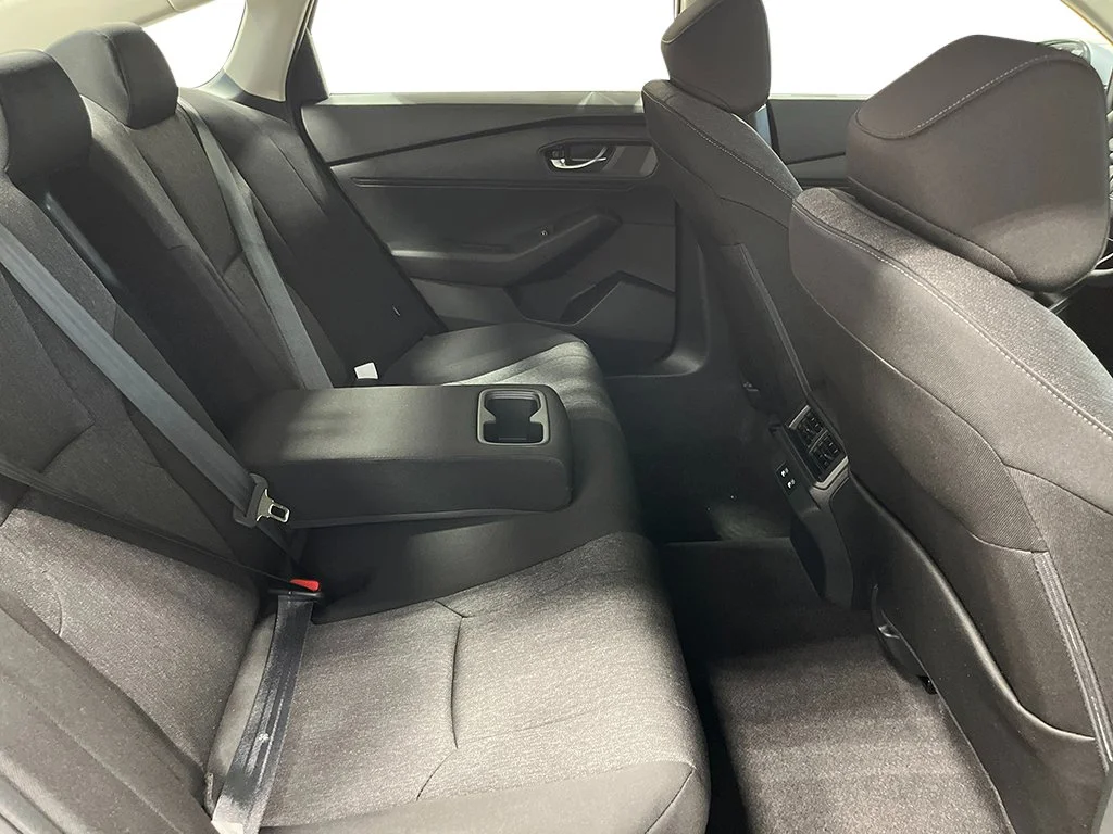 New 2026 Platinum White Pearl Honda LX image 22