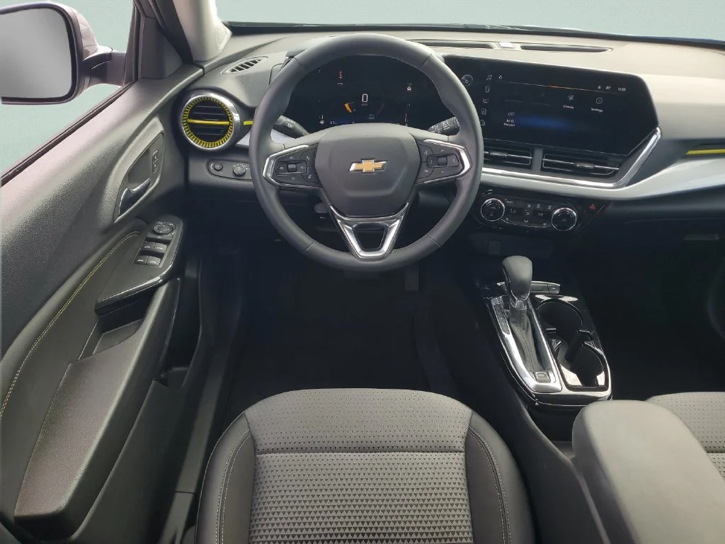 Used 2024 Sterling Gray Metallic Chevrolet LT image 13