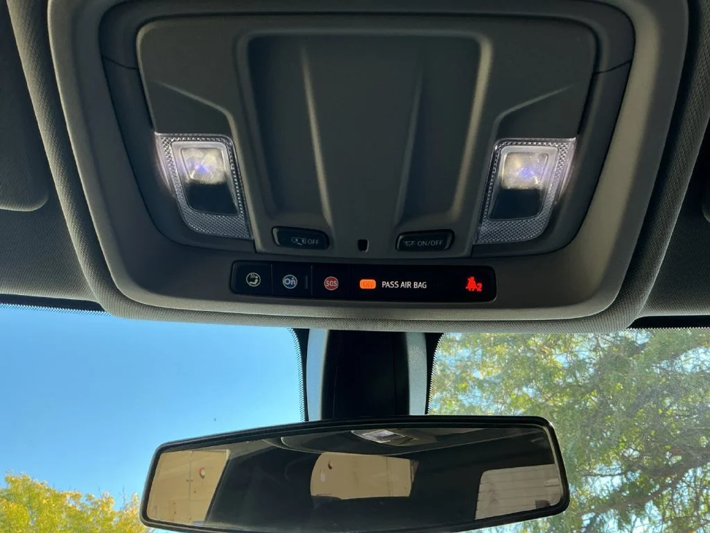 Used 2020 SHADOW GRAY METALLIC Chevrolet LT image 29
