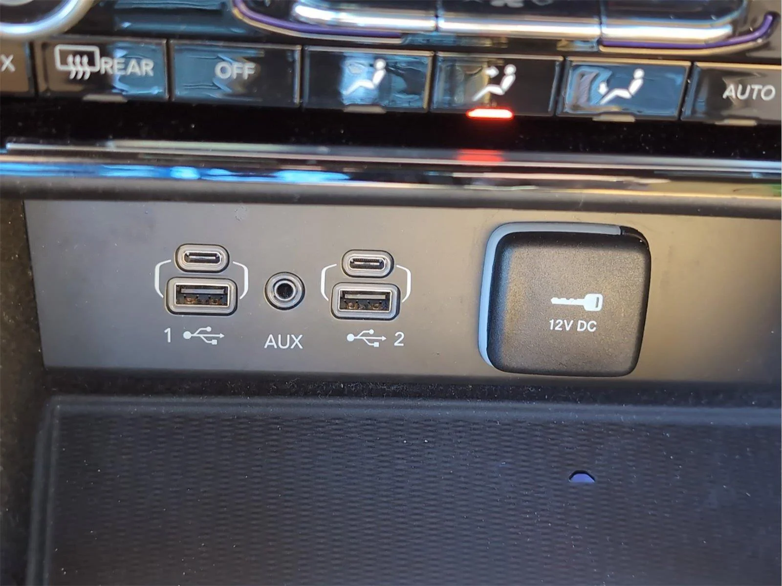 Used 2021 Diamond Black Crystal Pearlcoat Jeep Summit Reserve image 22