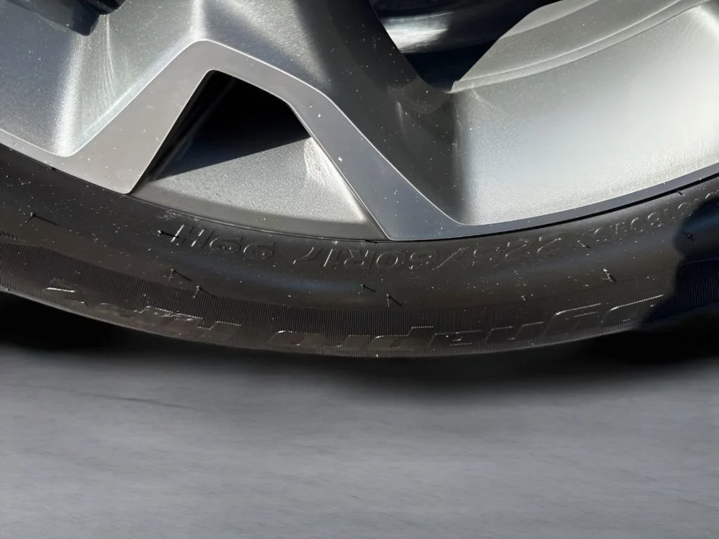 Used 2025 Sterling Gray Metallic Chevrolet LT image 31