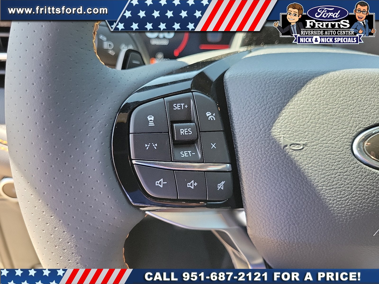 New 2026 Carbonized Gray Metallic Ford Tremor® image 6
