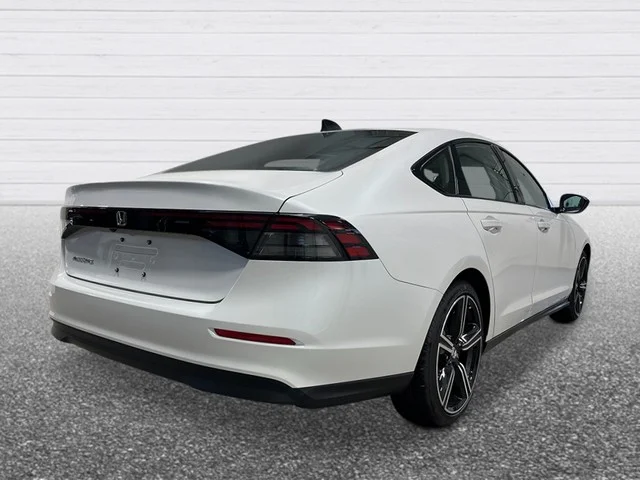 New 2026 Platinum White Pearl Honda SE image 6