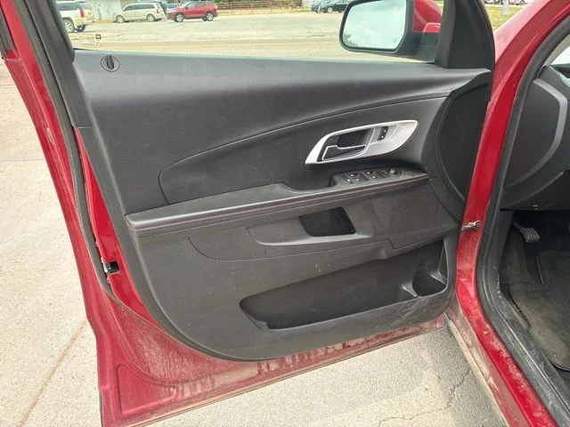 Used 2015 Red Chevrolet LT image 10