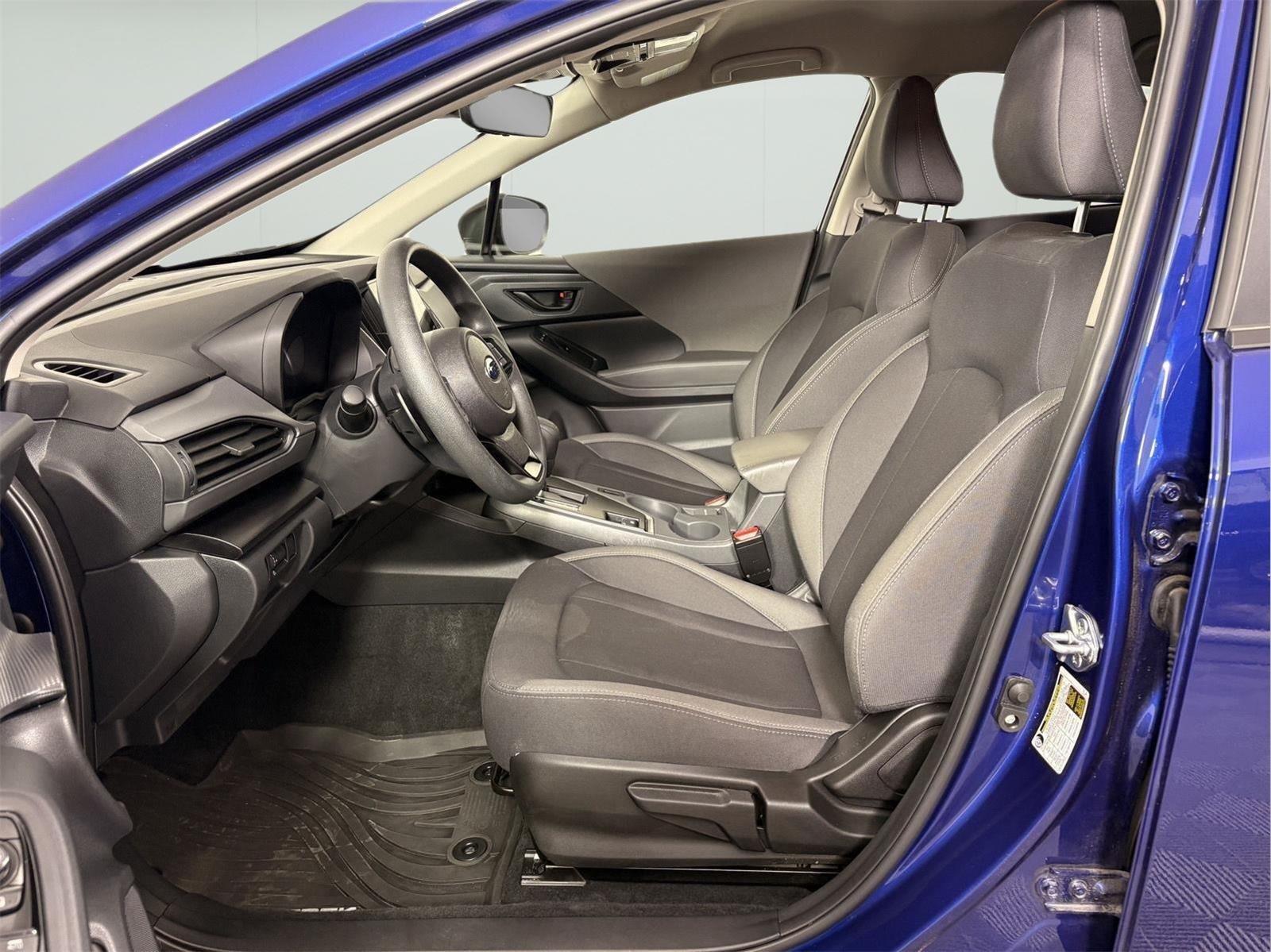 Used 2025 Sapphire Blue Pearl Subaru Premium image 12