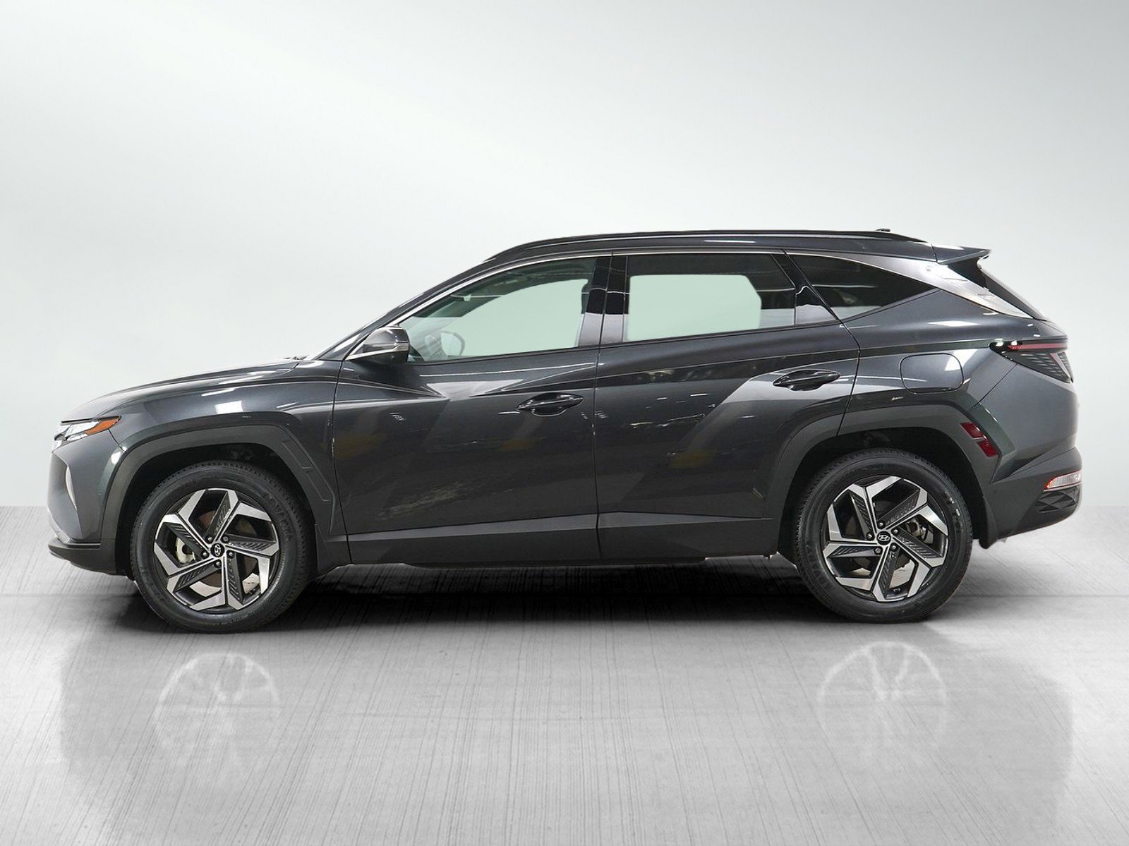 Certified 2023 Hyundai Tucson Limited with VIN 5NMJECAE6PH189605 for sale in Minneapolis, Minnesota