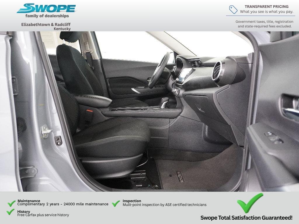 Used 2024 Boulder Gray Pearl Nissan SV image 11