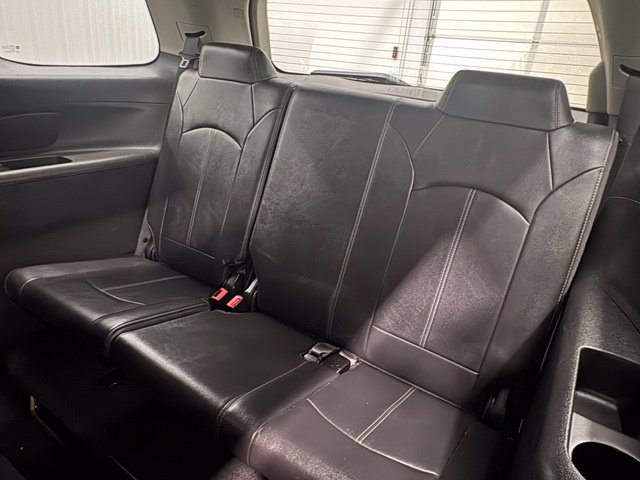 Used 2017 Red GMC Limited image 10