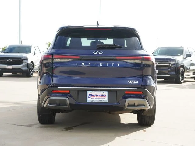 Used 2022 Blue INFINITI LUXE image 8