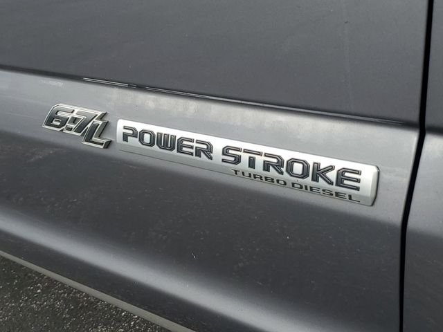 Used 2021  Ford Platinum image 7