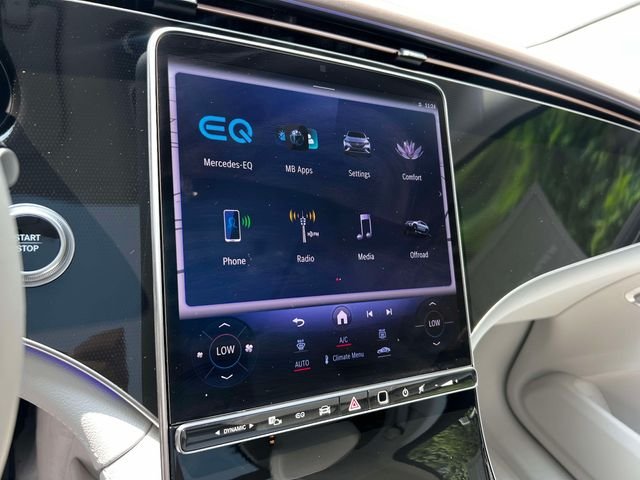 Certified Used 2025 White Mercedes-Benz 350 SUV image 28