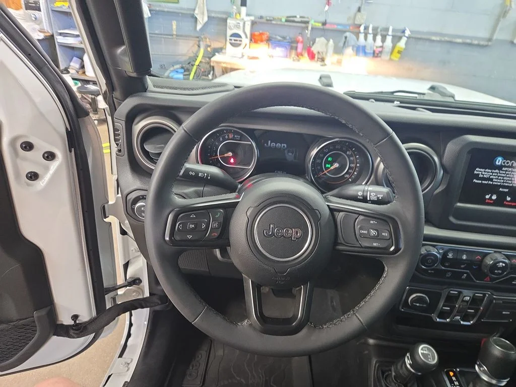 Used 2023 White Jeep Willys image 11