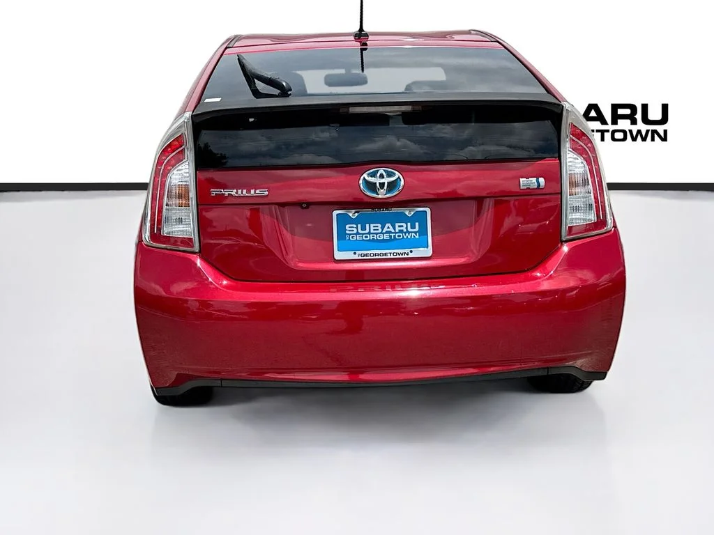 Used 2014 Red Toyota Five image 6