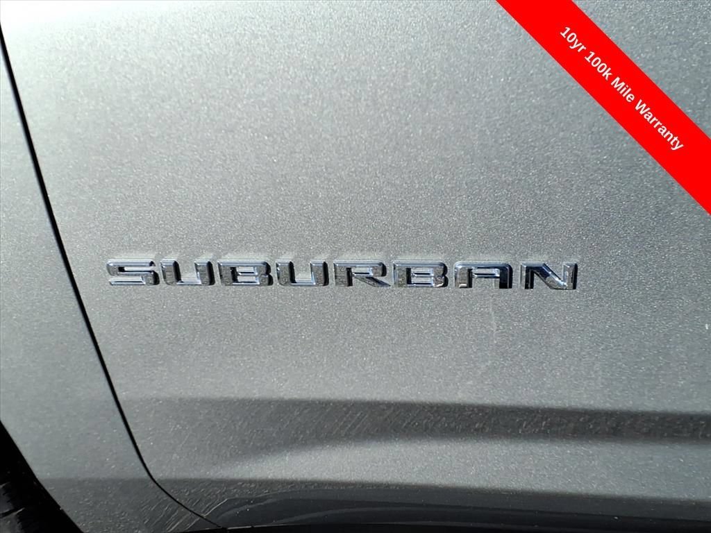 2026 Chevrolet Suburban Premier - Photo 10