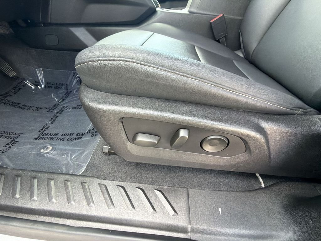 Used 2024 Silver GMC Elevation image 14