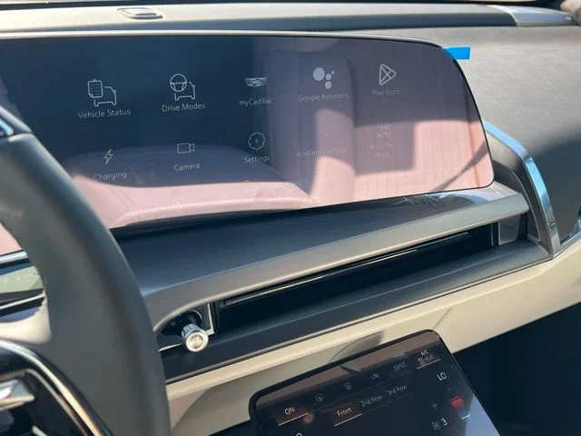 2026 Cadillac VISTIQ Sport - Photo 11