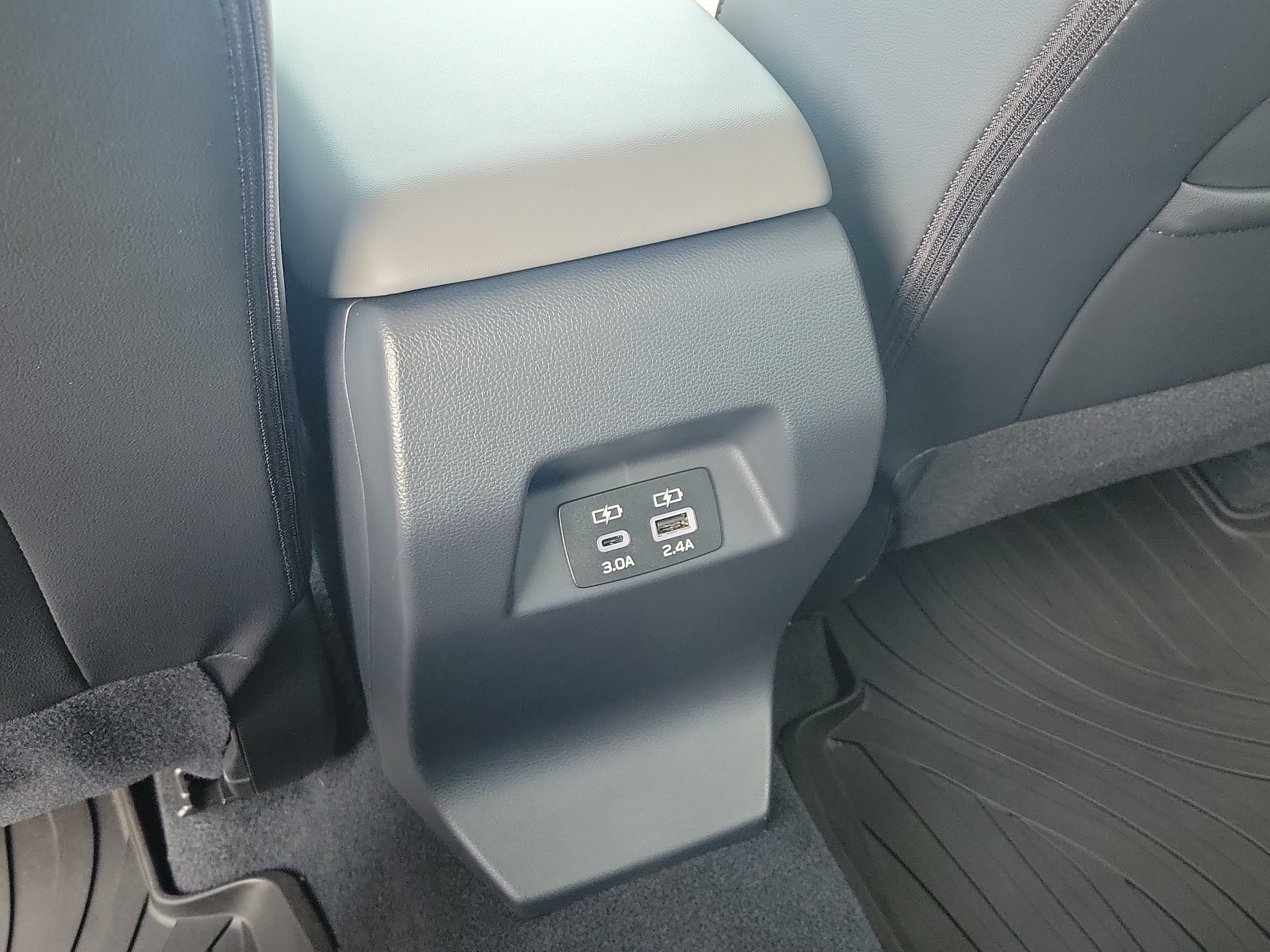 Used 2024 Crystal White Pearl Subaru Premium image 15