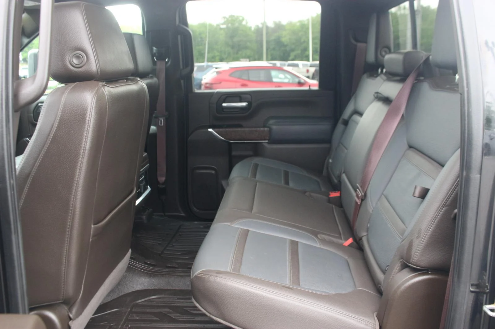 Used 2023 Ebony Twilight Metallic GMC Denali image 38