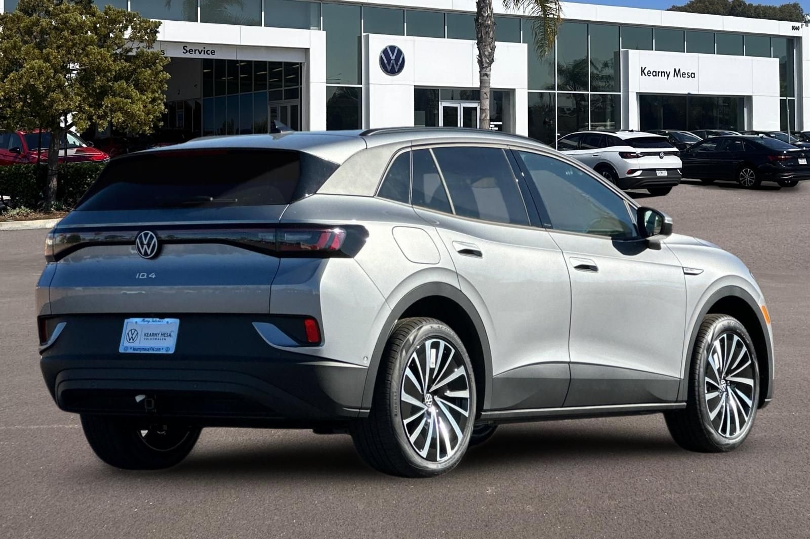 New 2026 Silver Mist Metallic Volkswagen Pro image 4