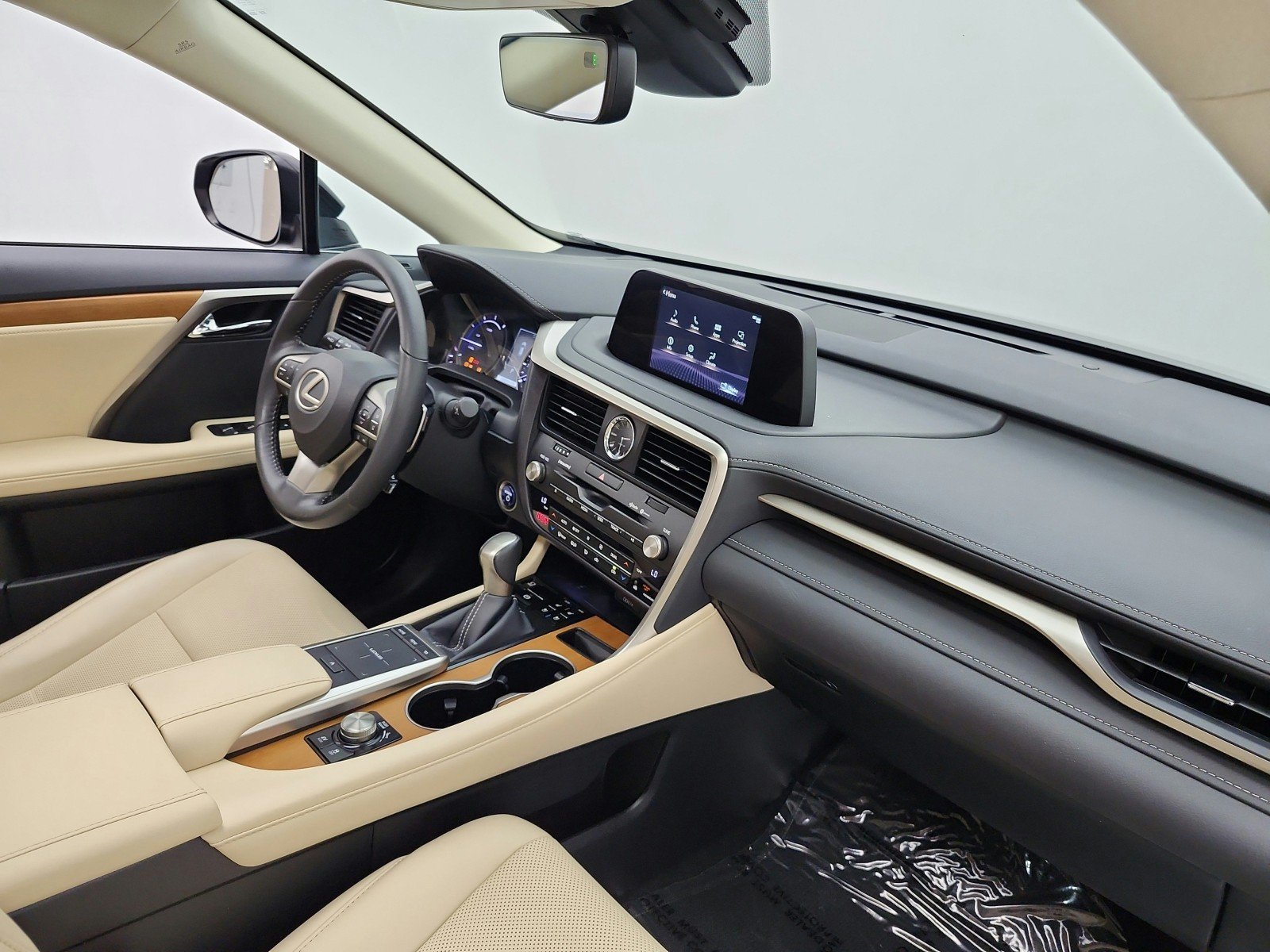 Used 2022 Caviar Lexus RX 450h AWD image 19