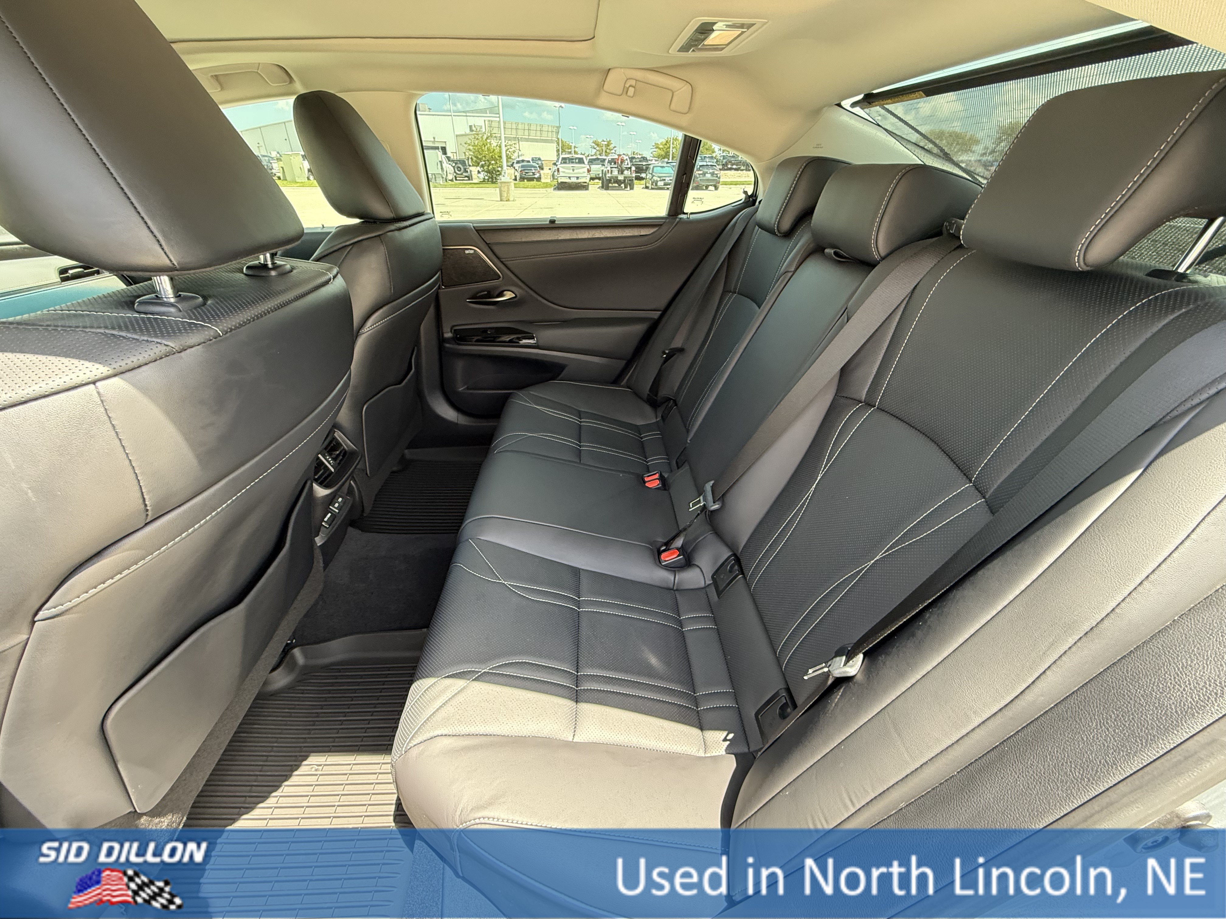 Used 2025 Iridium Lexus ES 350 Ultra Luxury image 20