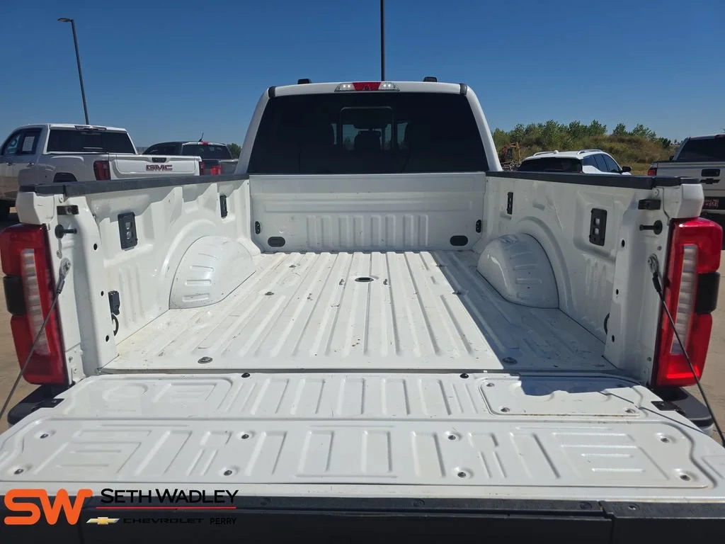 Used 2024 White Ford LARIAT image 12