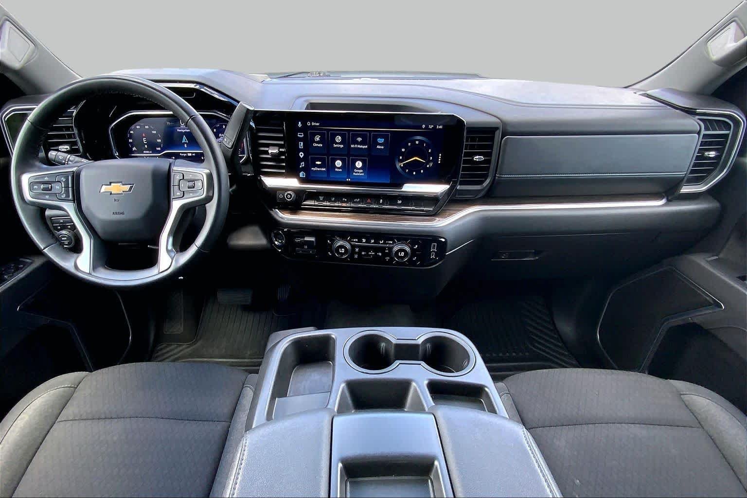 Used 2025 Summit White Chevrolet LT image 15