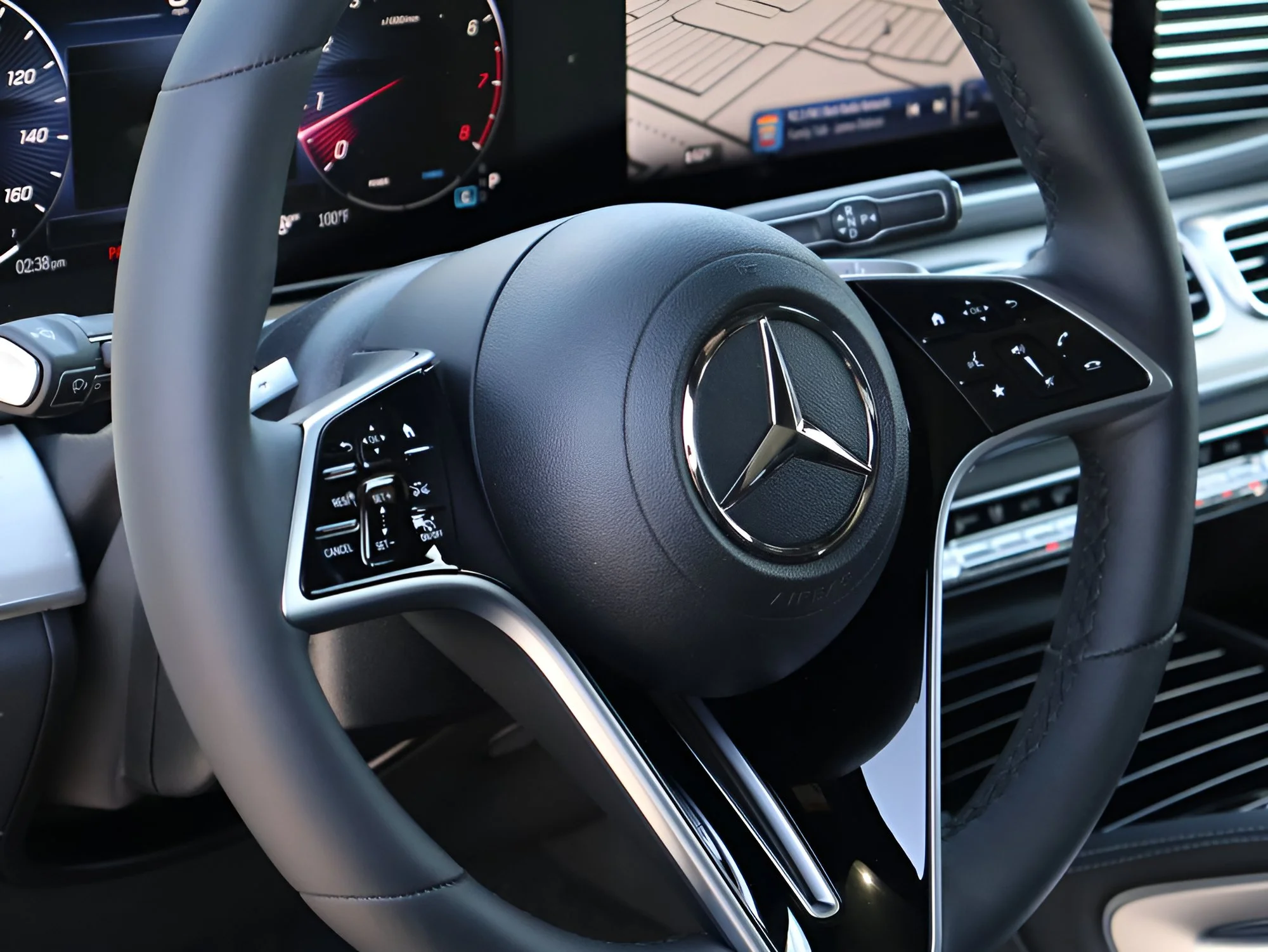 New 2026 MANUFAKTUR Alpine Gray Mercedes-Benz GLE 350 image 18