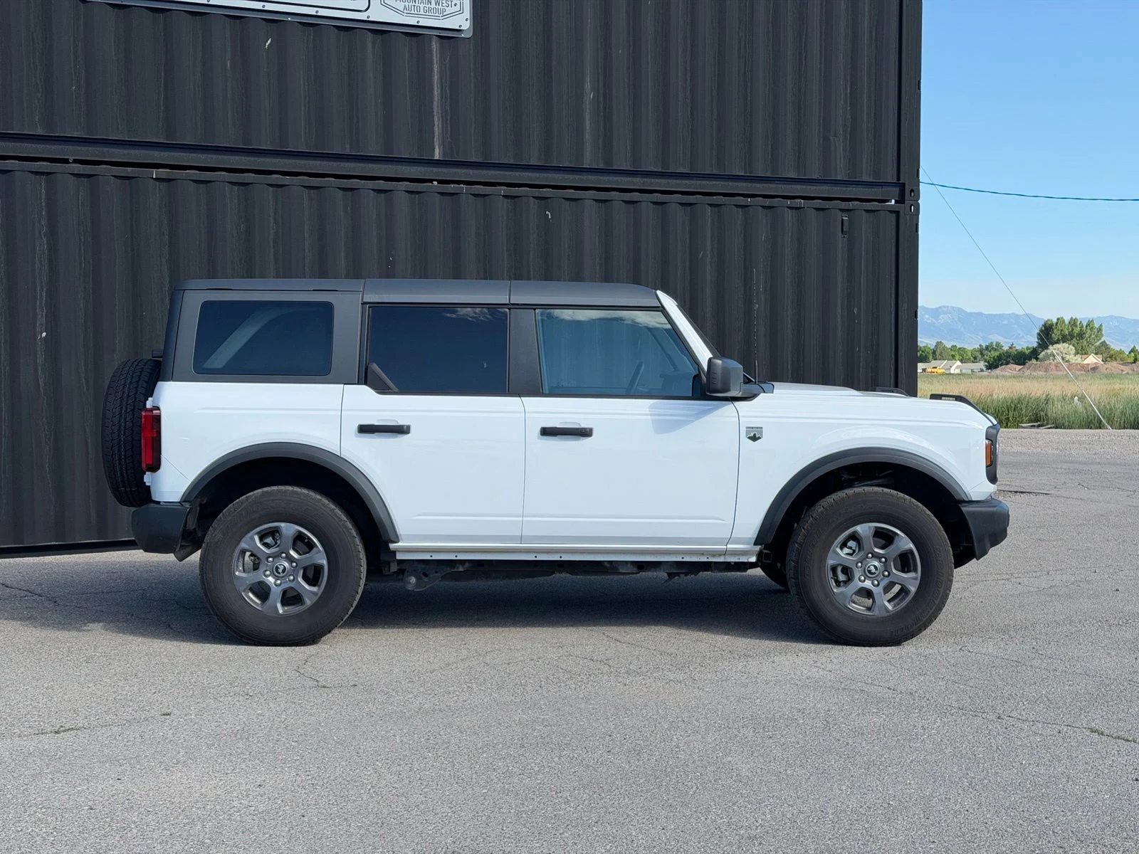 Used 2025 White Ford Big Bend image 6