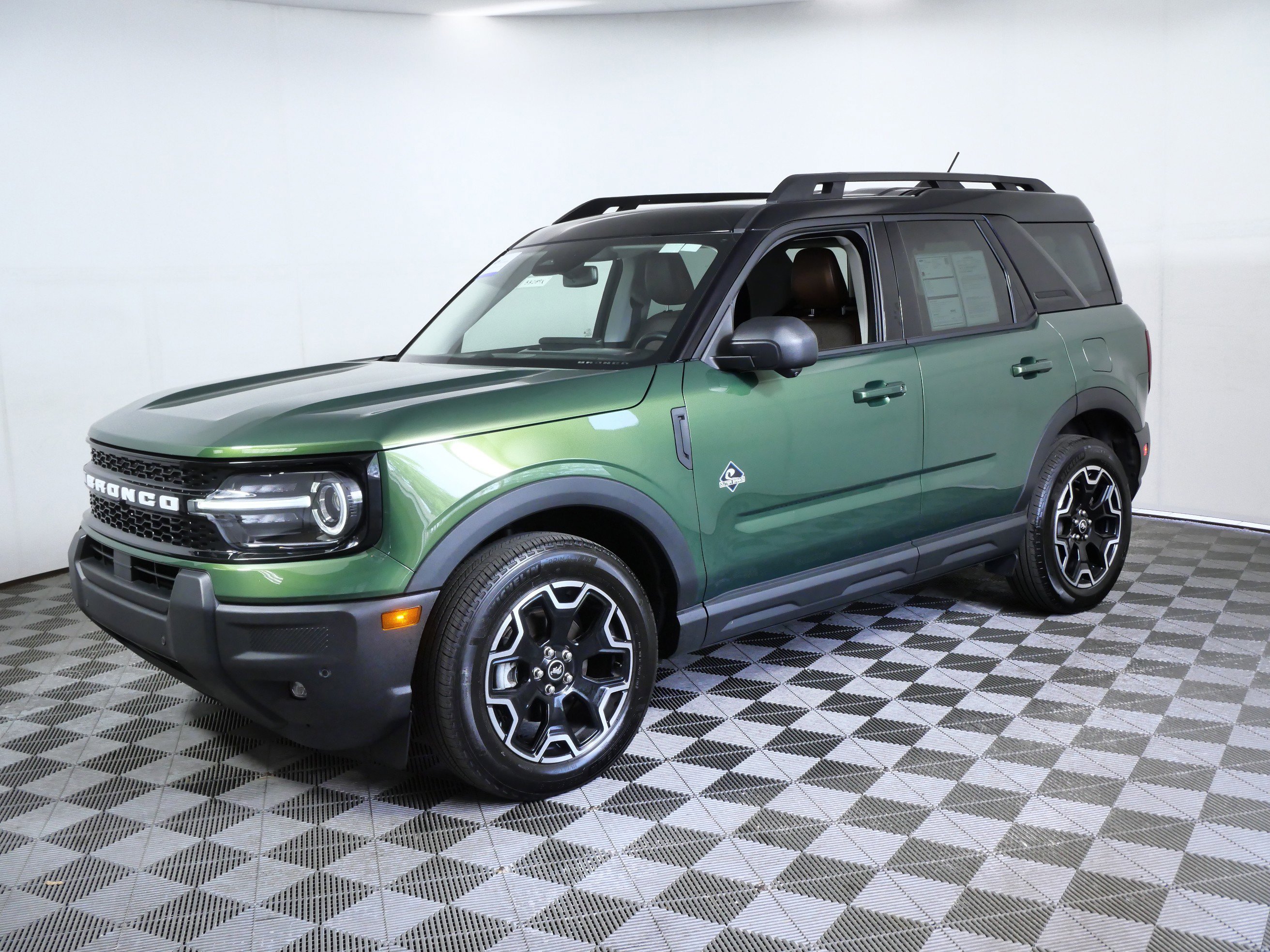 Certified Used 2025 Eruption Green Metallic Ford Outer Banks image 5