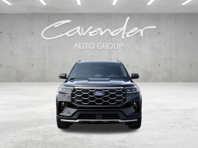 New 2027 Black Ford Platinum image 4