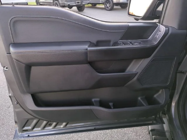 Used 2024 Gray Ford XLT image 12