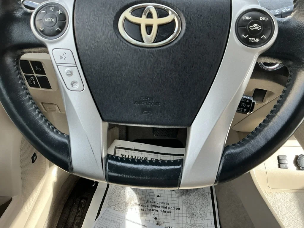 Used 2010 Blue Toyota IV image 25