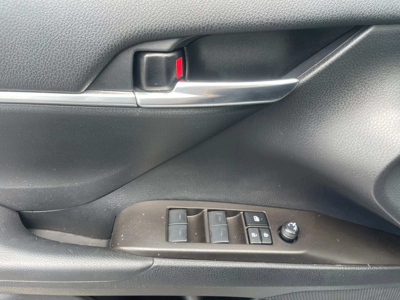 Used 2024 Silver Toyota SE image 13