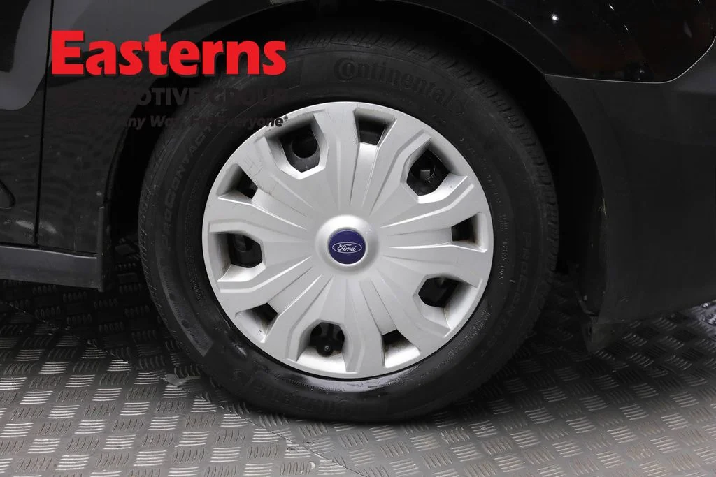 Used 2022 Black Ford XL image 29