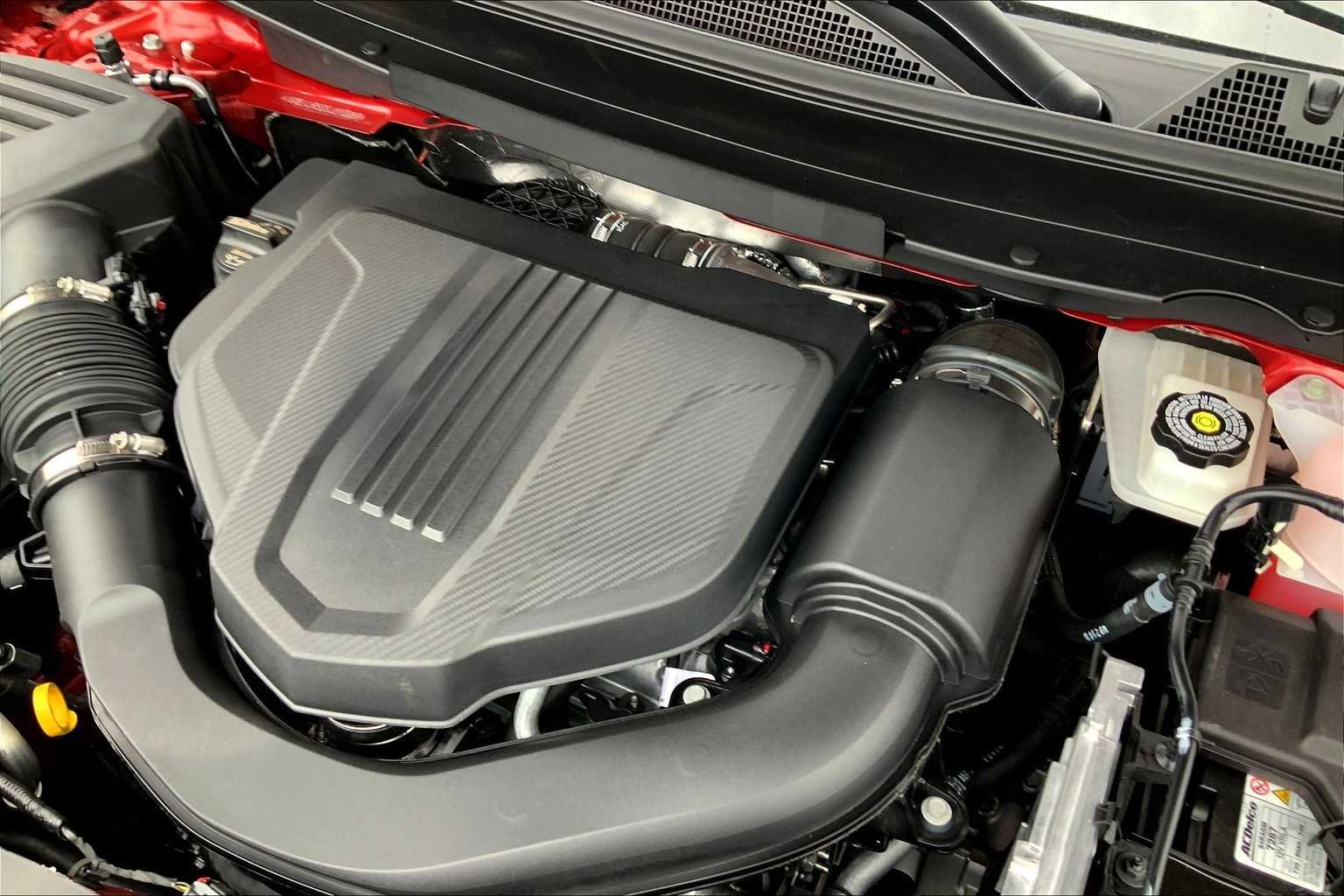 Used 2025 Radiant Red Tintcoat Chevrolet AWD Z71 image 17