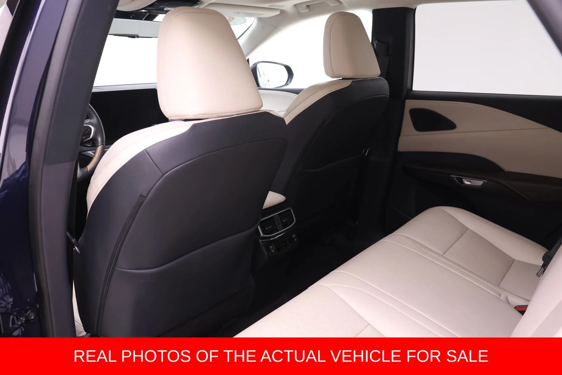 Used 2023  Lexus 350 Premium Plus image 10