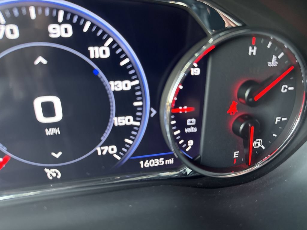Certified Used 2023 Ultra Blue Metallic GMC SLT image 9