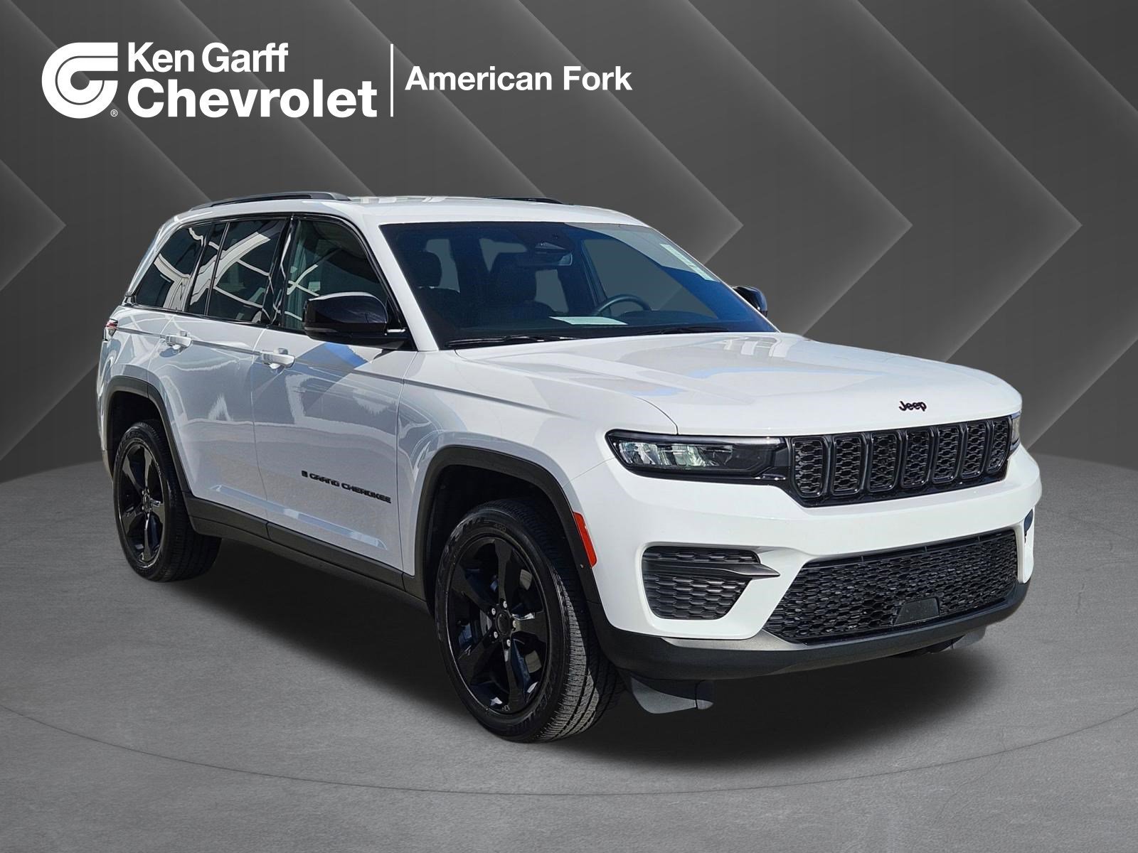 2023 Jeep Grand Cherokee Altitude 4x4's photo