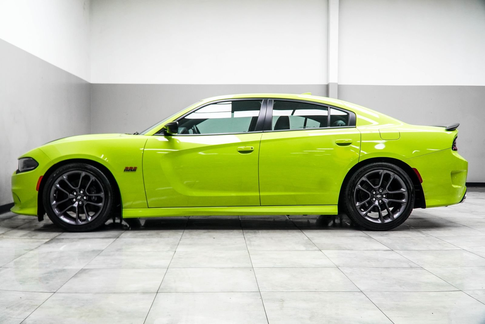 Used 2023 Green Dodge R/T Scat Pack image 9