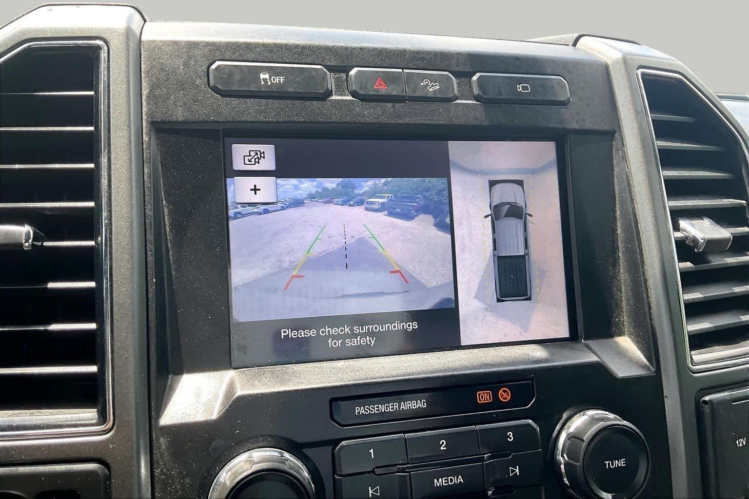 Used 2019 Agate Black Metallic Ford XLT image 26