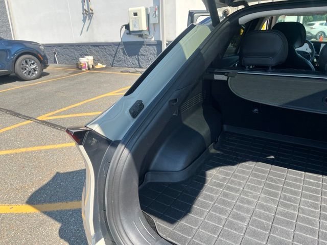 Used 2023 Glacier Kia Wind image 18
