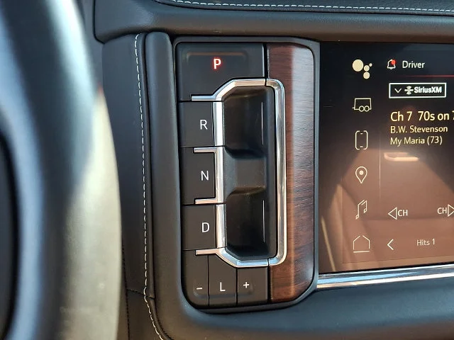 2023 GMC Yukon XL Denali Ultimate - Photo 18