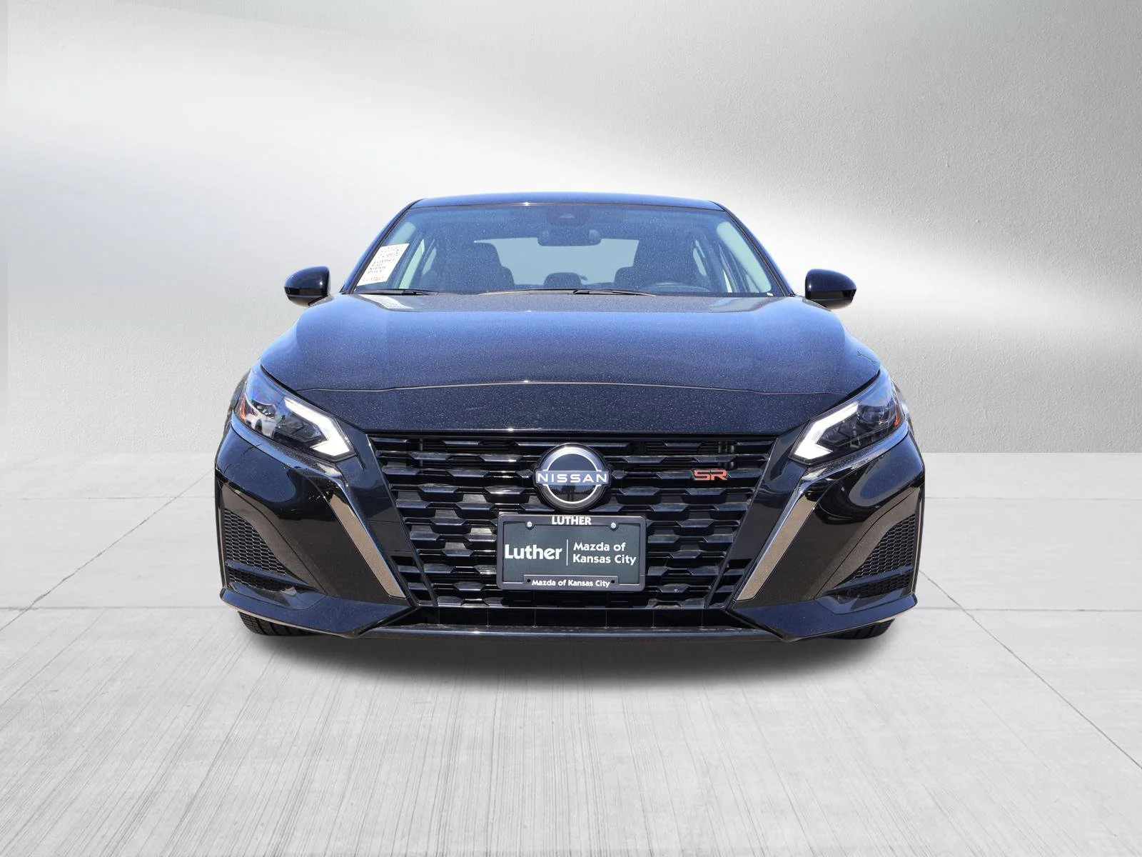 Used 2025 Nissan Altima SR with VIN 1N4BL4CW7SN342581 for sale in Kansas City