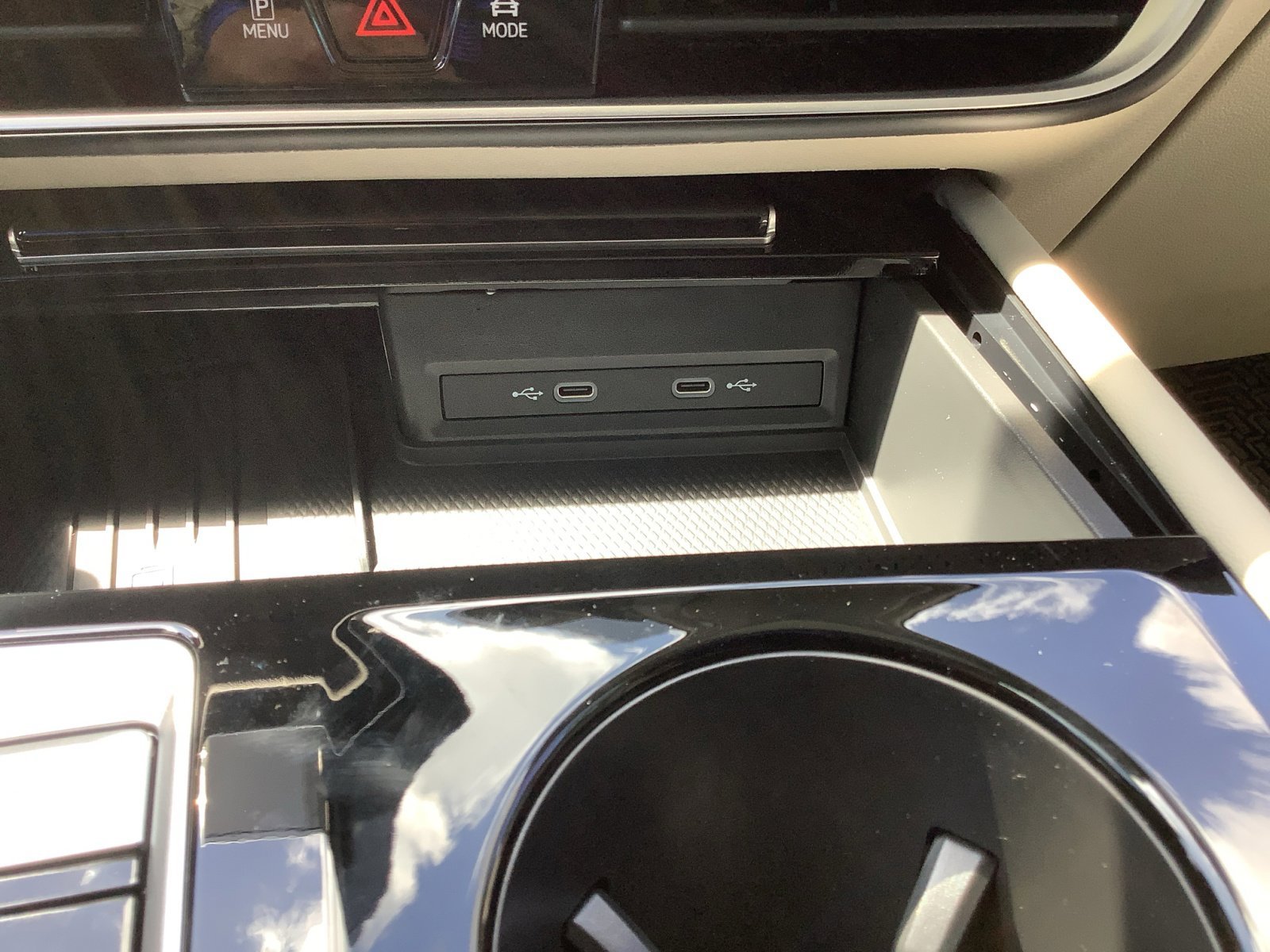 New 2025 Mountain Lake Blue Metallic Volkswagen 2.0T SE w/Technology image 21