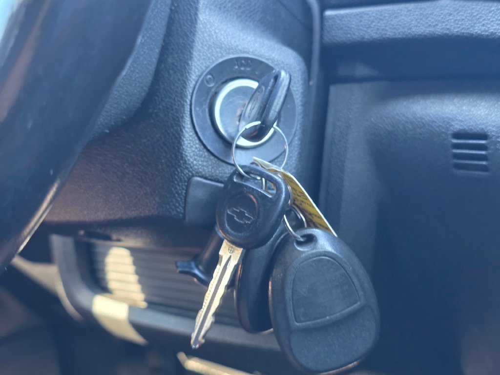 Used 2014 Gray Chevrolet 2LT image 30