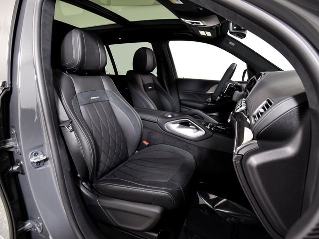 New 2026 MANUFAKTUR Silicon Grey Mercedes-Benz GLS 63 AMG® image 96