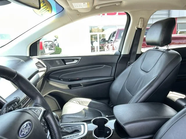 Used 2017 Red Ford Titanium image 34
