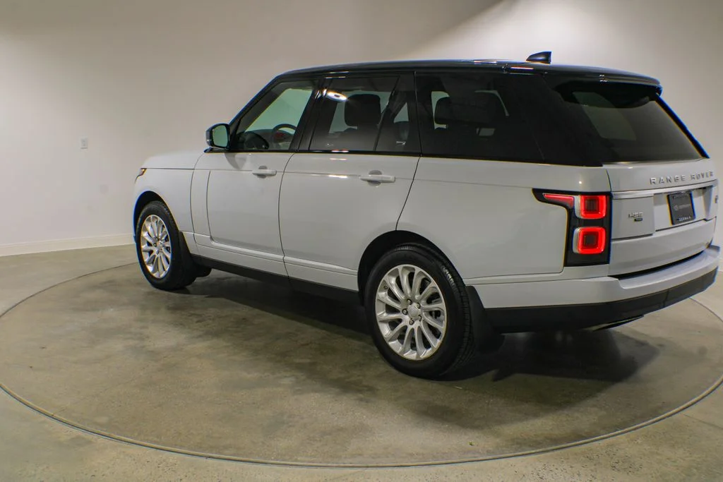 Used 2020  Land Rover HSE image 3
